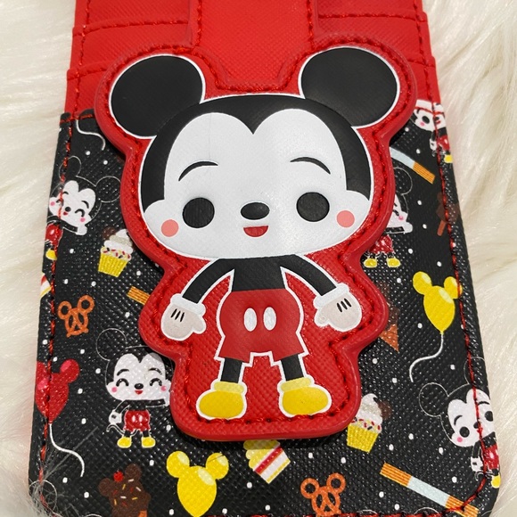 NWT Mickey Mouse Disney Parks Food Icons Card Wallet - Picture 1 of 5